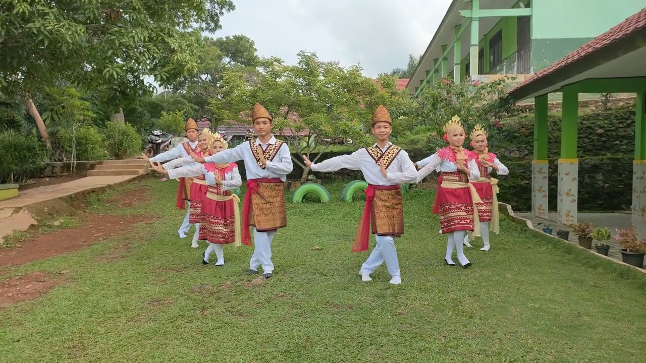 Tari  Patampasu Sulawesi SMANSARETA 2023