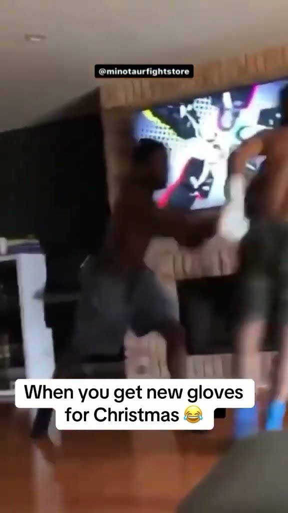 They got gloves for Christmas and went to work ? (via @minotaurfightstore/IG)