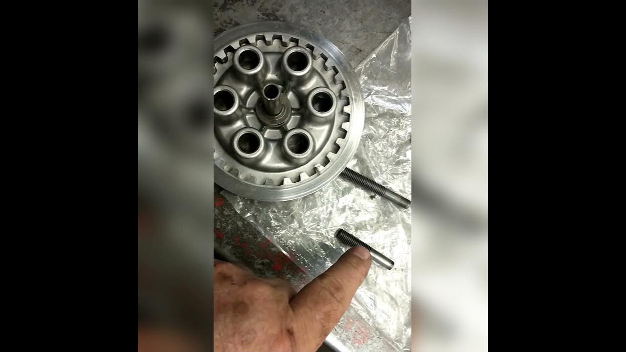 How a Yamaha Banshee clutch works and repair job YouTube