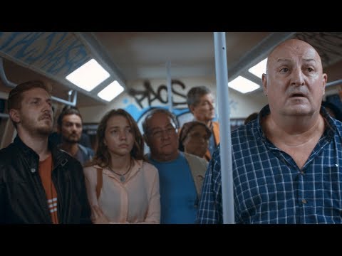 Coborâm la prima  - Trailer