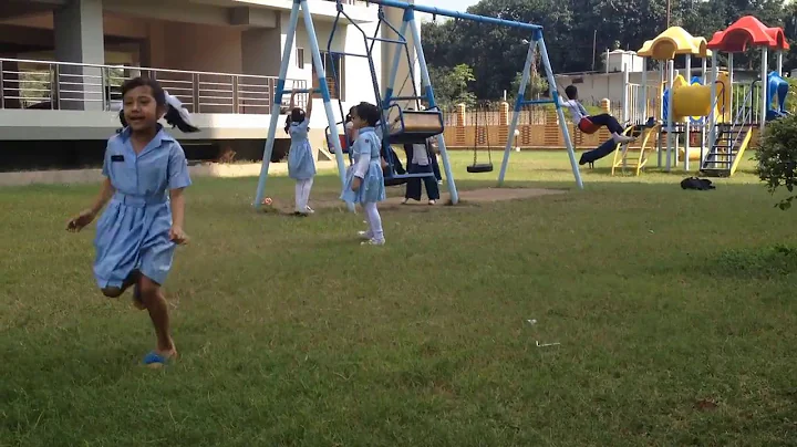 Kids playing at  school park.Children Playing In The Park/Finished School Time kids playing park - DayDayNews