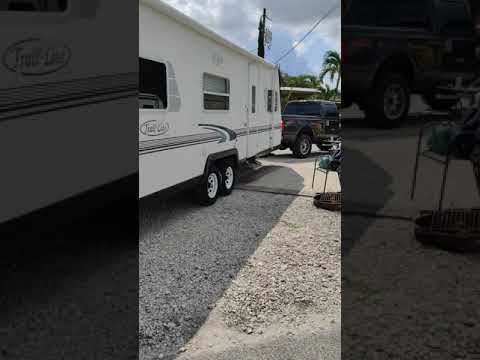 Видео: Къмпингуване по I-95 във Флорида