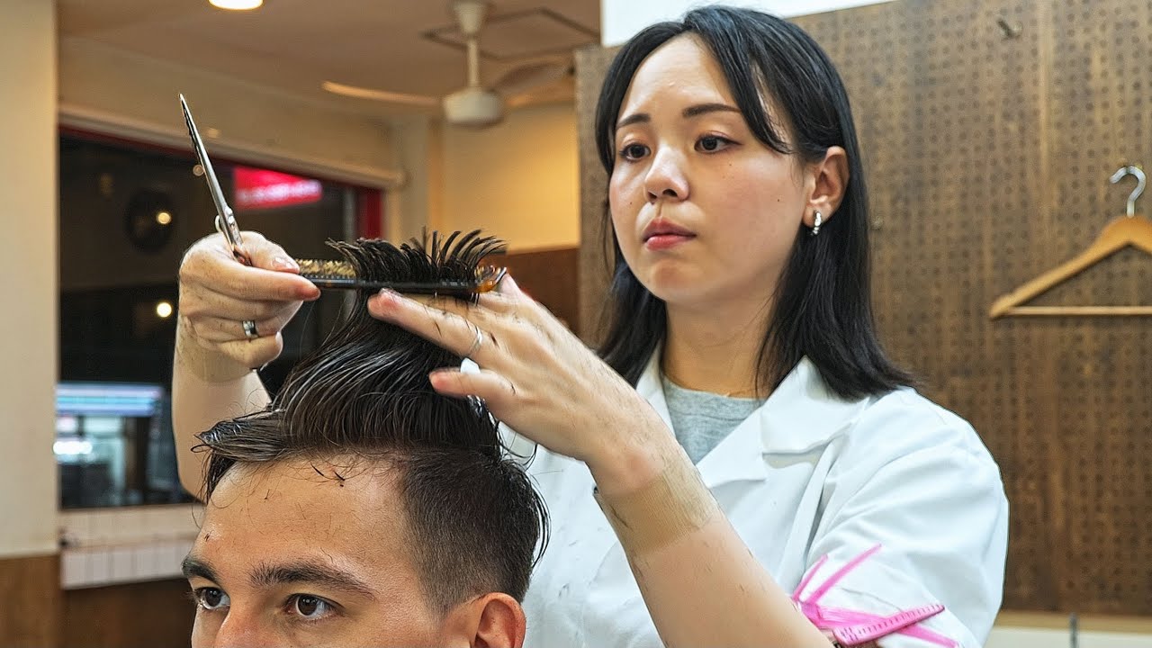 💈(ASMR) Japanese Lady Barber Provided Excellent Service at Barbershop Established in 1945 in Japan
