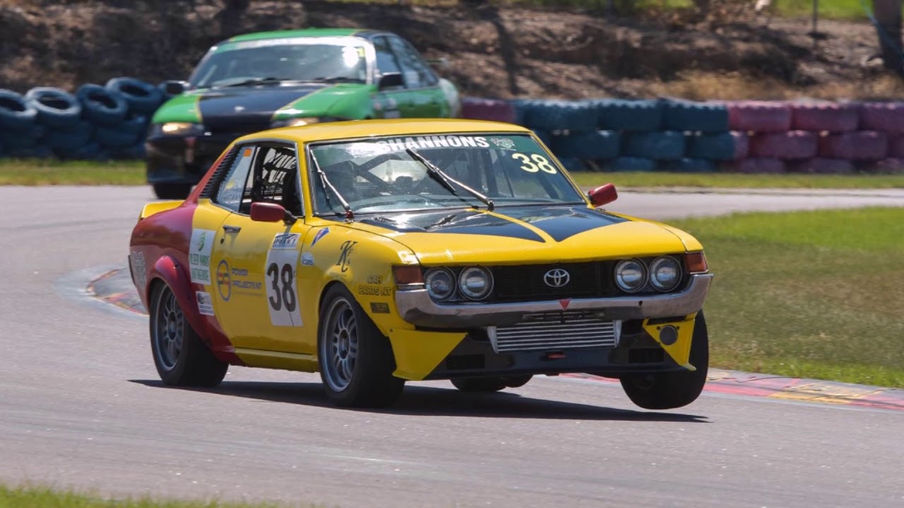 CDW Racing demonstrates 'Newman Meneuver' - YouTube