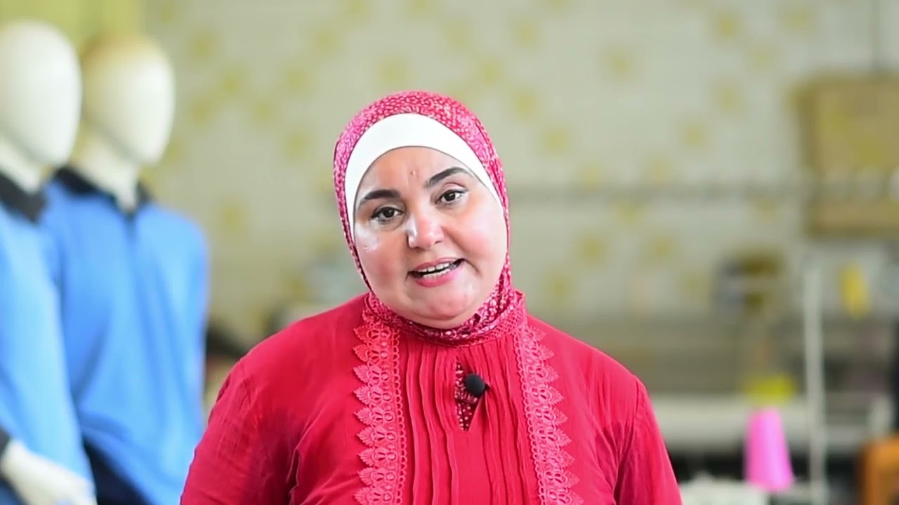 الصف الأول   الوحدة الثانية – الملابس الجاهزة – اختيار الأقمشة والخامات المساعدة – المخرج الأول