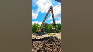 Lake dredging with a long reach