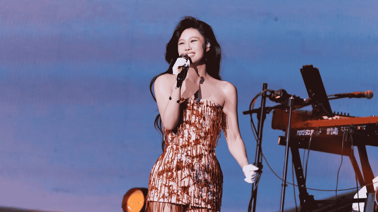 TIA RAY - Pressure (Live at the Once Upon a Moon Tour)