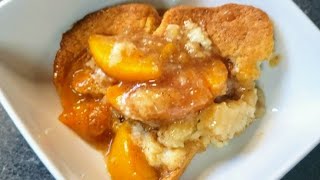 The PERFECT Holiday Cream Cheese Peach Cobbler Recipe