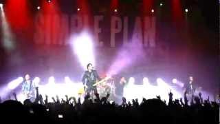 Simple Plan - Can't Keep My Hands Off You [London]