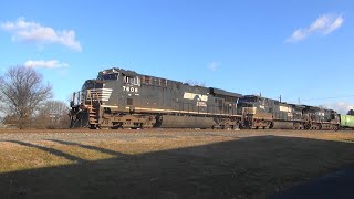 NS 211 WB on the NS LURB