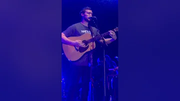 Phillip Phillips & Matt Nathanson cover Digging In The Dirt