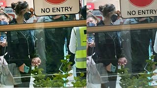 Hanker Cifti Maldivlerden Donerken Havalimaninda El-Ele Tutusdular.