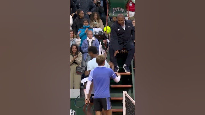 😠 The Paris crowd booed David Goffin after he knocked out Frenchman Giovanni Mpetshi Perricard