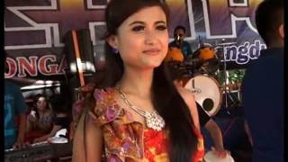 Download Lagu 18 TANDA CINTA PLANET TOP DANGDUT FAMILY MP3 Download Lagu 18 TANDA CINTA PLANET TOP DANGDUT FAMILY MP3