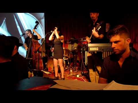 The Tango Saloon - In Black And White (live)