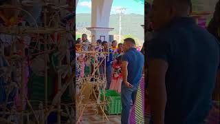 ASI DE COLORIDO ES LA MIXTECA OAXAQUEÑA