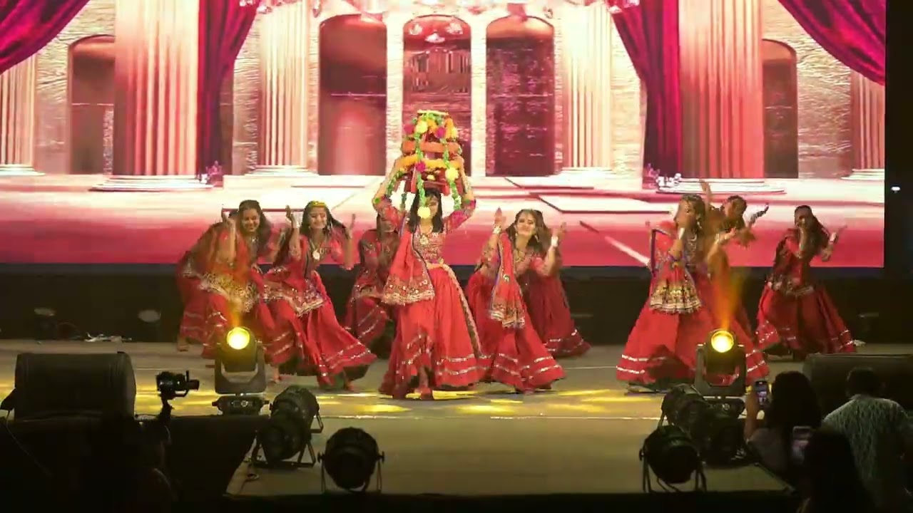 The Biggest fest of the College | Ablaze'25 | PDEU | Malav Na Maniyara Dance crew | #garba #unique