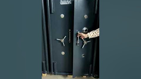 5 Feet Double Door Siddhi Safe Gujrat Call 9898369500 / 9510031003 All India Home Delivery Available