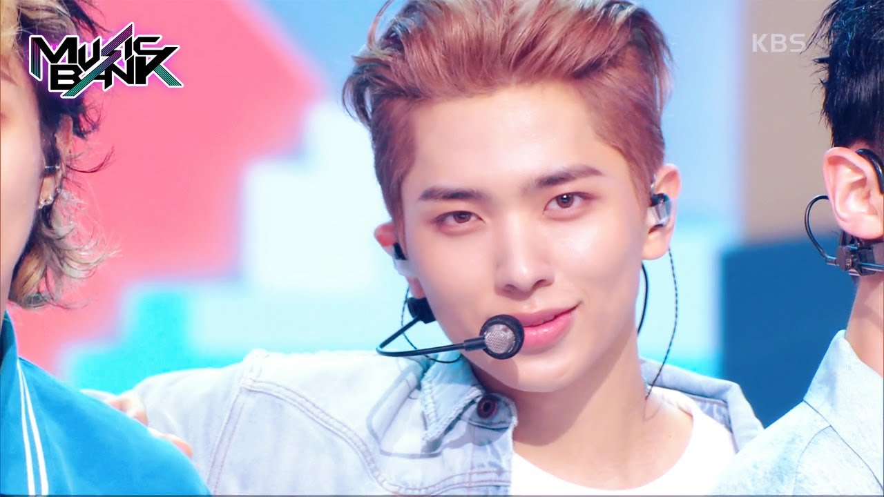 Next to Me - ATBO [Music Bank] | KBS WORLD TV 230526 - YouTube