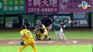 20131011 CPBL 猿VS象 3上 余德龍海底撈月 撈出一支平飛安打，鄭教練都說讚！