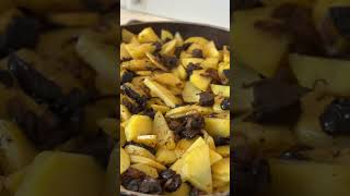 Готовим дома. Картофель с грибами подосиновиками.Вкусная еда. #жаренаякартошка #грибы #подосиновики