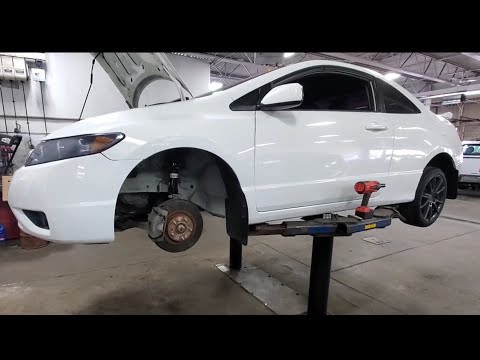 How to replace struts on a 8th gen honda civic (06-11)