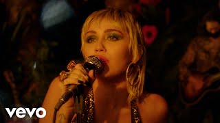 Miley Cyrus - Communication (MTV Unplugged Presents Miley Cyrus Backyard Sessions) Resimi