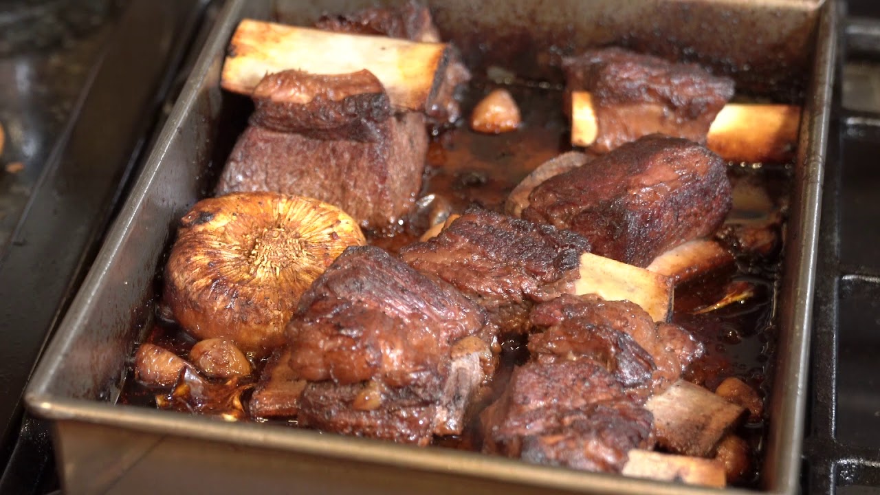How to cook Braised Beef Short Ribs - YouTube