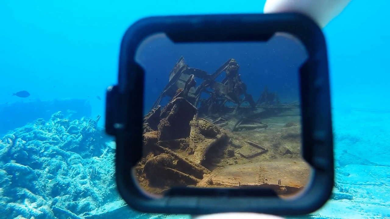 Effect/Benefit of a Red filter on your GoPro underwater YouTube