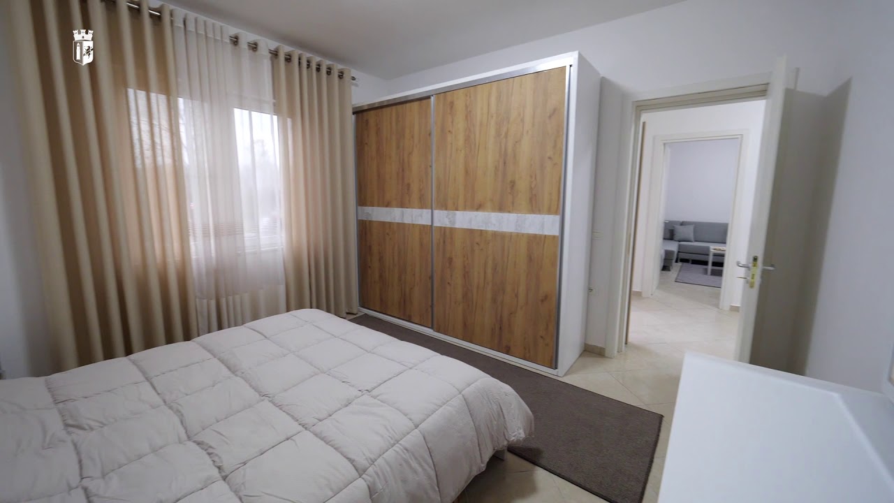 Shtepia e nene Hides ne Mazrek (familja Lami)