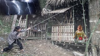 17-Year-Old Deaf Single Mother: Strong Against Storms and Thunder to Protect Bamboo House |Lý Nhị ca