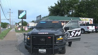 Federal agents, law enforcement raid Wicked Superstore in Springfield