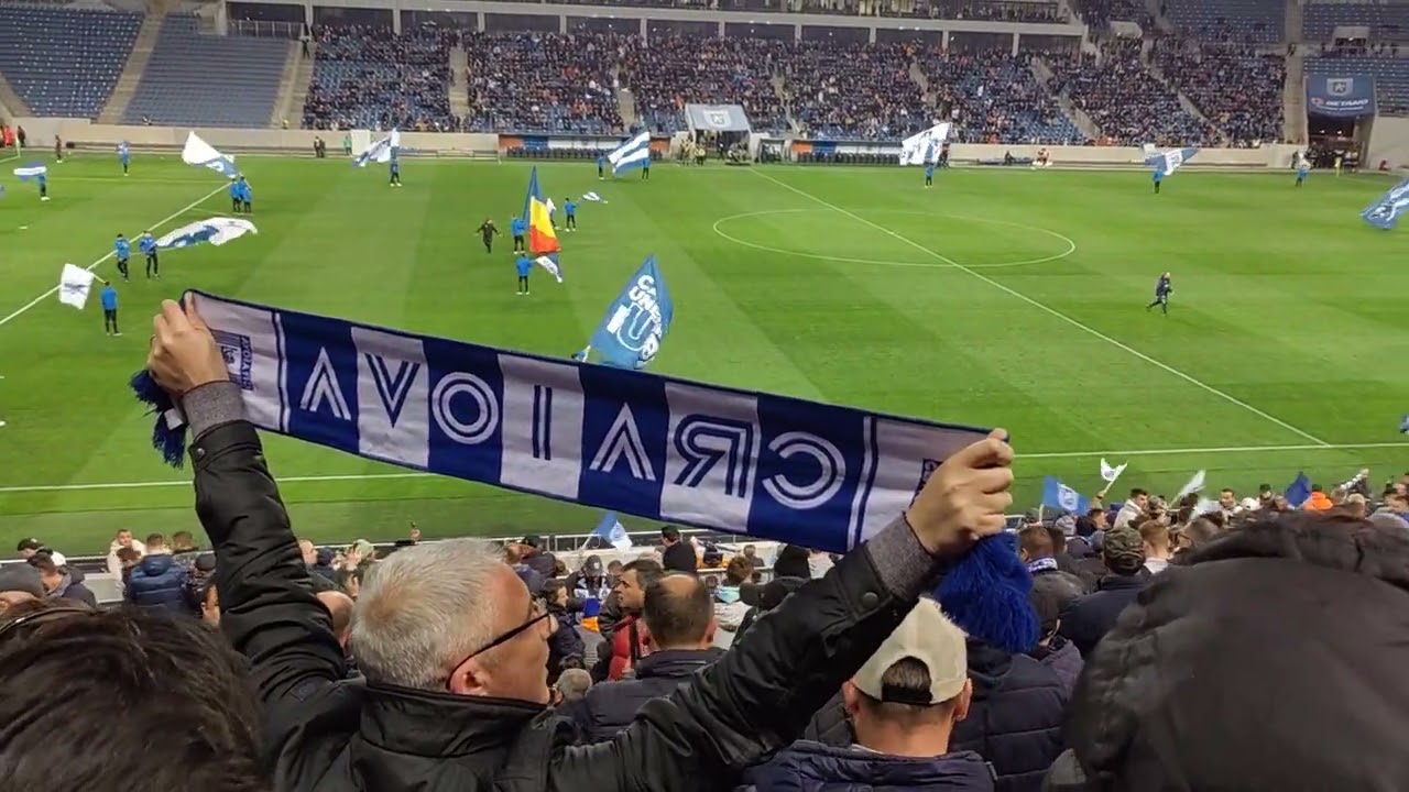 Imnul Craiovei cântat de un stadion întreg!