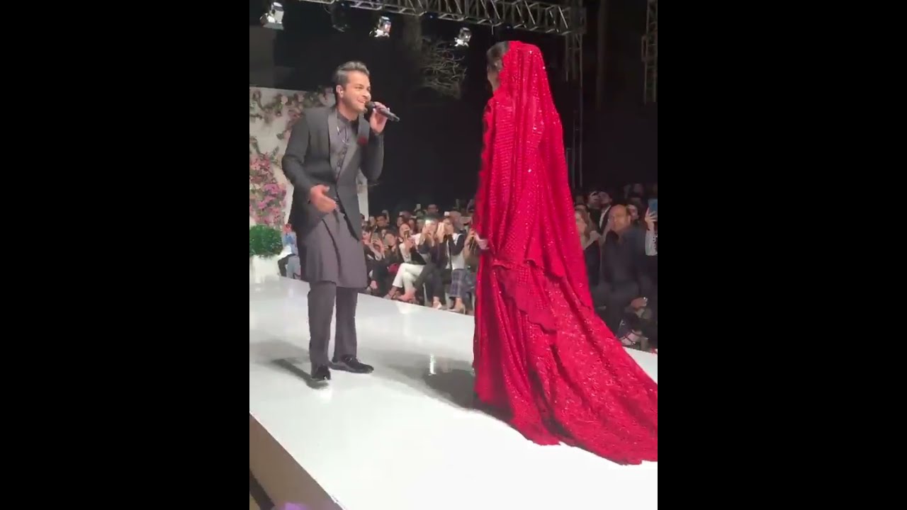 Whatsapp Status Jo Tu Na Mila Hania Amir Asim Azhar Fashion Pakistan Week 2019