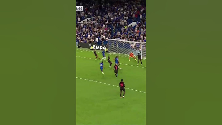Joao Pedro with an incredible finish for Chelsea 🎯