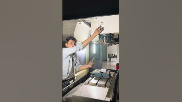 Manual tool change #shorts #cnc #vmc