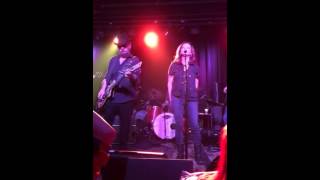 Dave Stewart and Martina McBride - &quot;Every Single Night&quot; - Nashville, TN (3/2/2016) - The Basement E