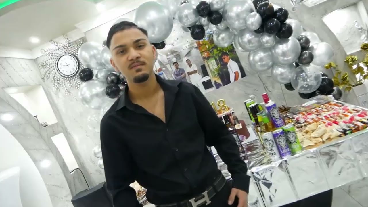 18 Elvin Rodjendan STUDIO ES PROFESSIONAL 1