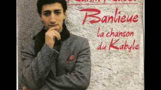 Le chanteur Algérien Karim Kacel (Banlieue + La chanson du Kabyle) Resimi
