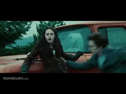 مشهد مؤثر جدا من أغنية تبدأ حكايه لما كنت بشوف عنيكي