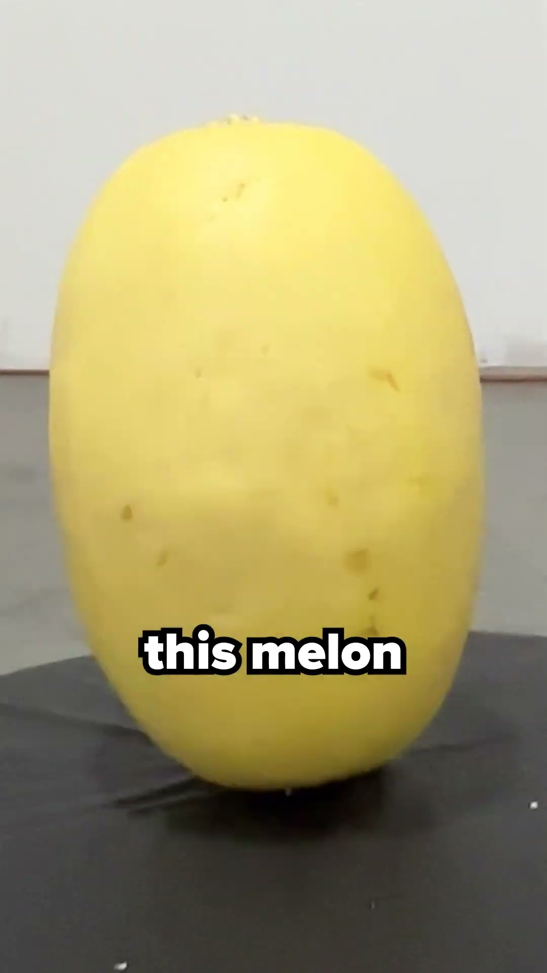 Slicing a melon on the fastest moving sidewalk