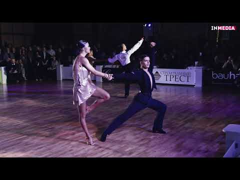 Ravlyk Artur -
