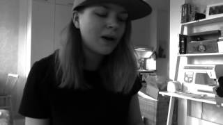 Halo Cover Elin Berlin