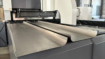 Hogi Flexible bending center with automatic tool changer for folding complex sheet metal workpieces.