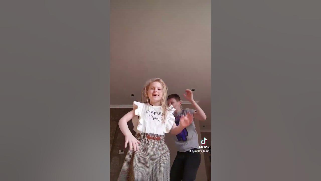 REMIX van ik ga lekker spelen op mijn fluit YouTube REMIX van ik ga lekker spelen op mijn fluit YouTube