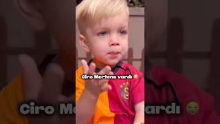 Kim Milyonerde Kralı Sorusu Şıklarda Ciro Mertens Vardı