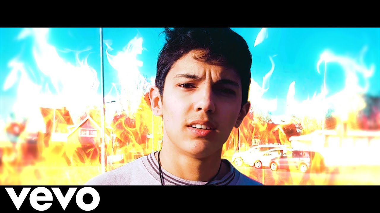 GLOBBY - Lil Trump feat. buller, GRAY (Official Music Video)