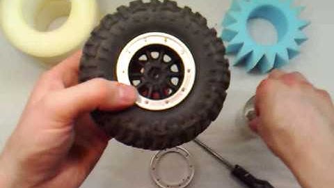 CR-01 Foam Tyre Inserts how to fit Star Cut for Rock Crawler Tyres of Tamiya CR-01.wmv