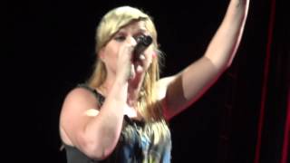 Kelly Clarkson - Let Me Down live at Sydney Entertainment Centre 27/09/12