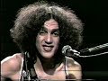 Caetano Veloso canta "Por causa de você, menina" (Jorge Ben) - 1973